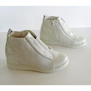 NEW MIA Shoes Gracey Sneakers White Wedge Shoes Size 3 Girls